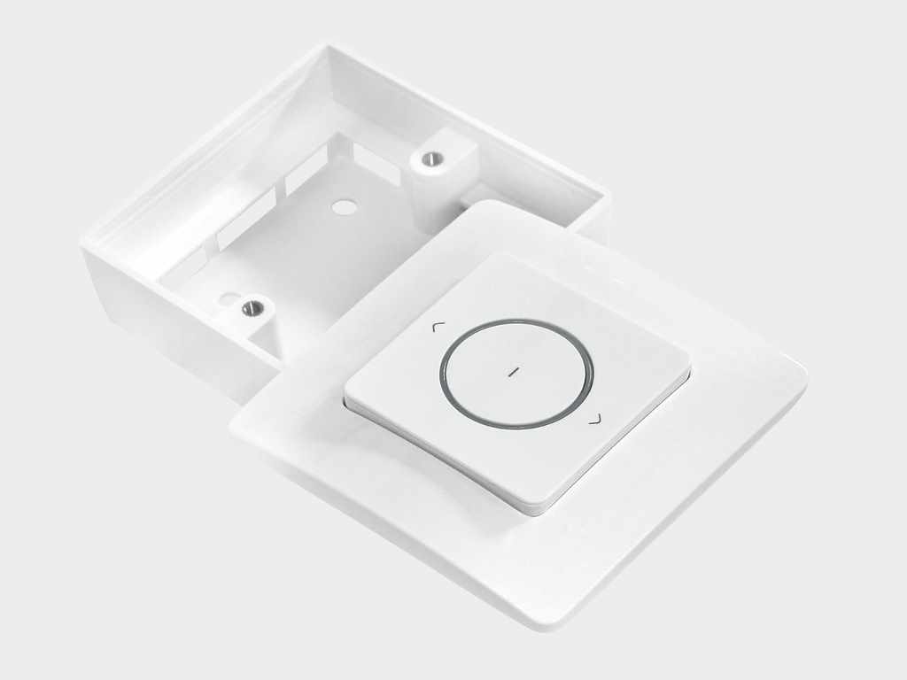 Ворота рулонные стальные с внутривальным приводом 18 Ворота рулонные стальные с внутривальным приводом 18