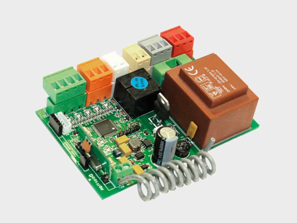 Ворота рулонные стальные с внутривальным приводом 17 Ворота рулонные стальные с внутривальным приводом 17