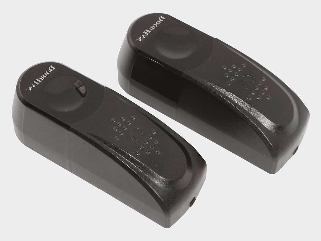 Ворота распашные со стальной рамой с заполнением сварной сеткой 20 Ворота распашные со стальной рамой с заполнением сварной сеткой 20