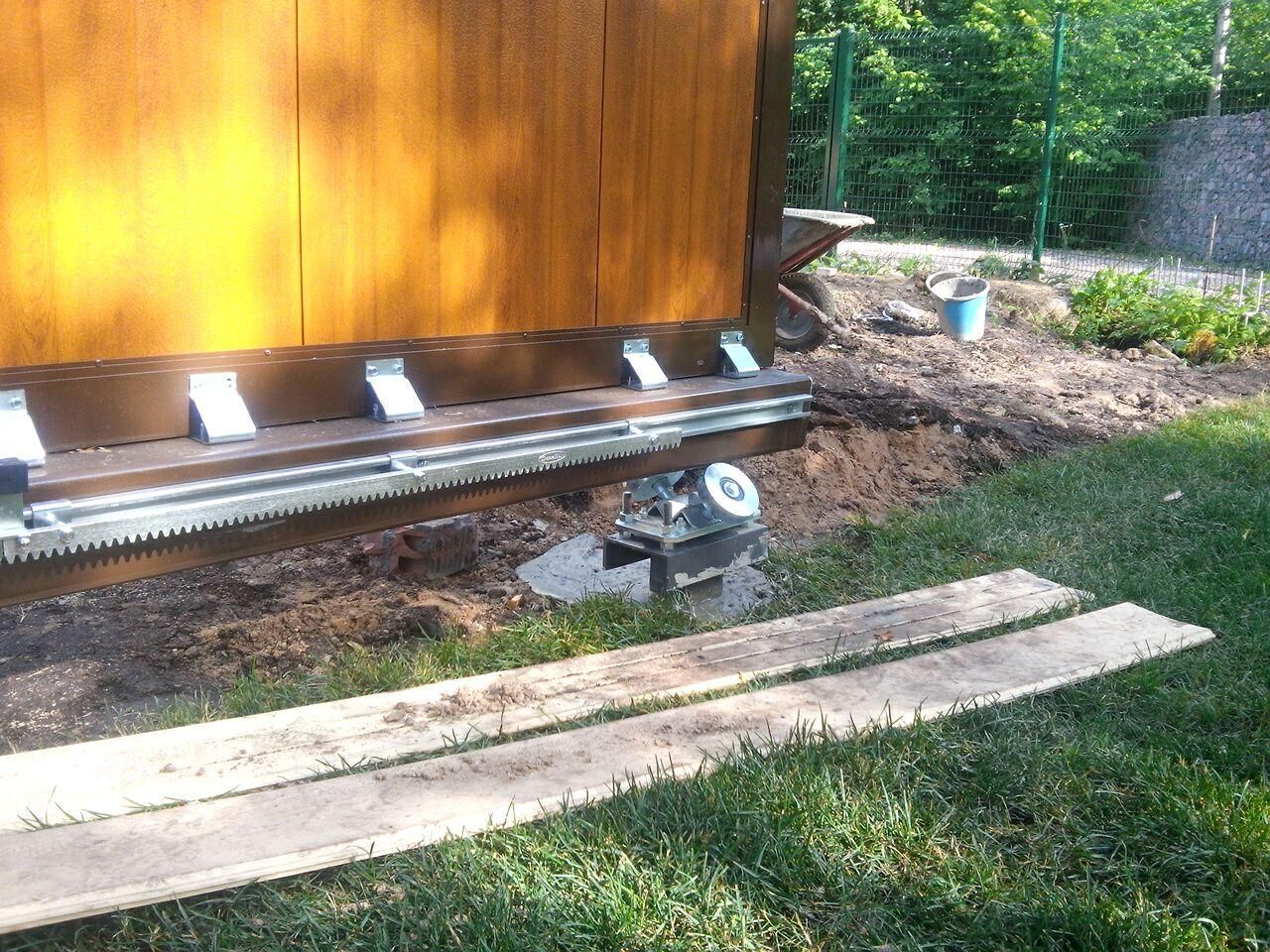 Откатные ворота из сендвич-панелей 28 Откатные ворота из сендвич-панелей 28