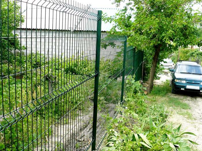 Забор из заборной секции «Оптима Лайт» и стального прутка 3,5 мм 4 Забор из заборной секции «Оптима Лайт» и стального прутка 3,5 мм 4